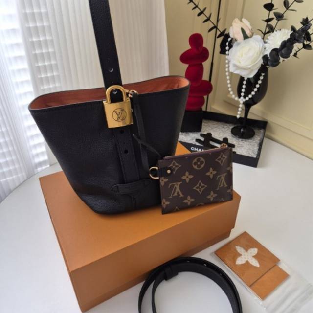 LV 루이비통 로우키 올인 BB 모노그램 