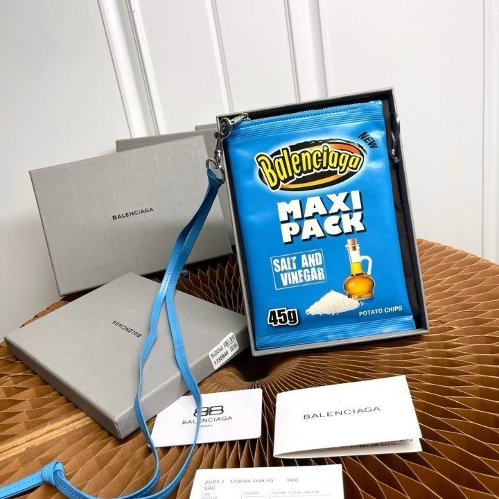 BC 발렌시아가 칩스백