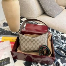 GC 구찌 신상 토트백 