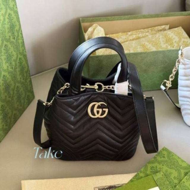 GC 구찌 베티 미니 카바스 토트백 