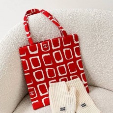 CN 샤넬 로고 올오버 캔버스 토트백 