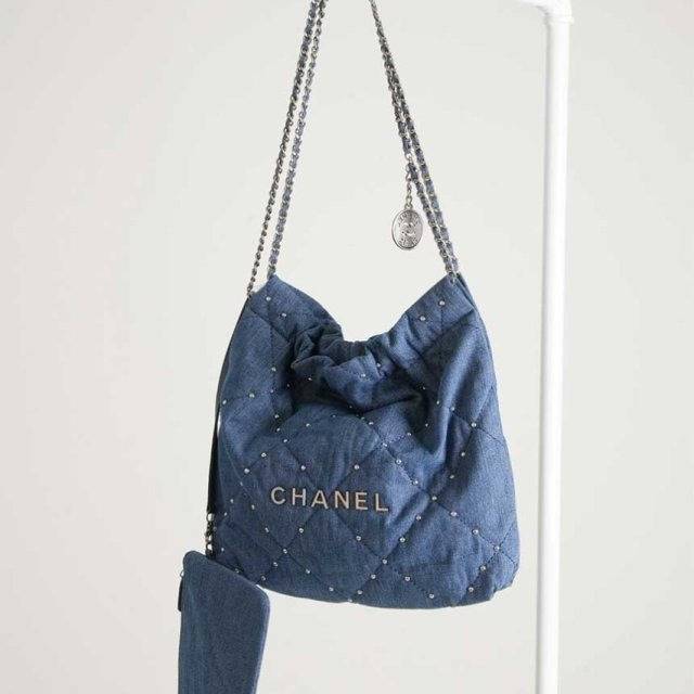 CN 샤넬 22 워시드 데님 백 스몰