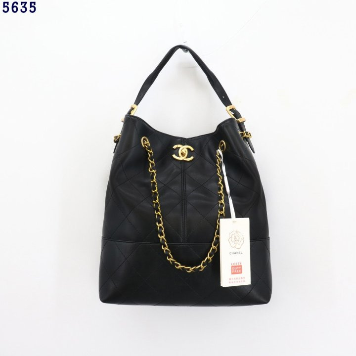 CN 샤넬 2024/25 공방 카프스킨 쇼핑백