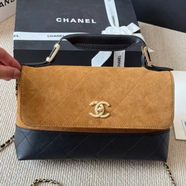 CN 샤넬 25A 공방 플랩 탑핸들백 