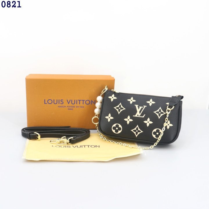 LV 루이비통 미니 포쉐트 숄더백 블랙