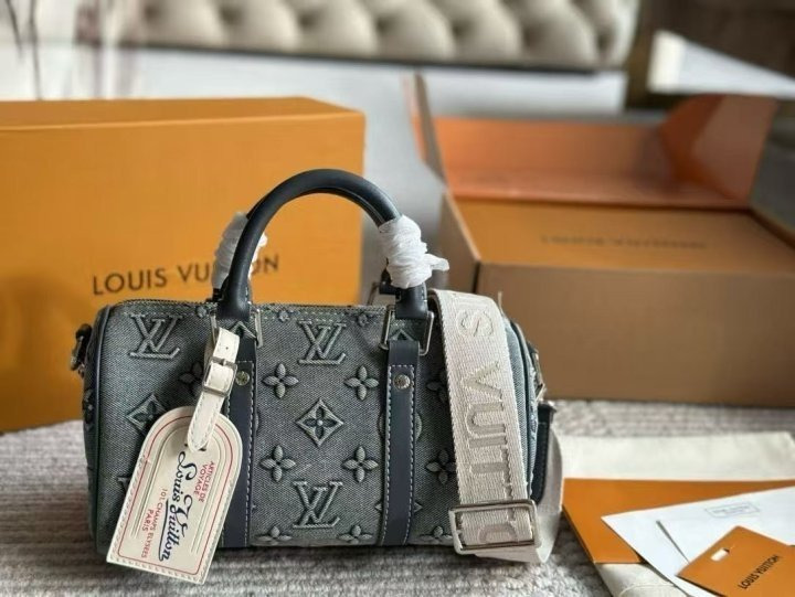 LV 루이비통 데님 반둘리에 