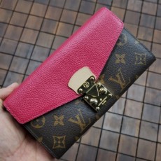 LV 루이비통 팔라스 장지갑 핫핑크 (1개)