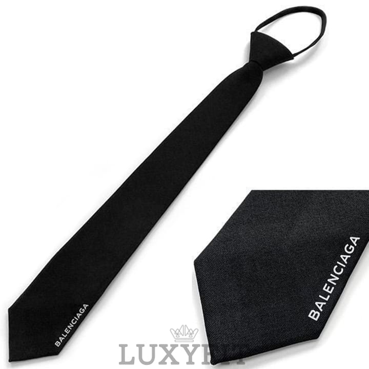 BC 발렌시아가 영문로고 넥타이