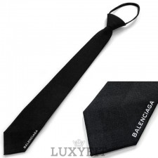 BC 발렌시아가 영문로고 넥타이