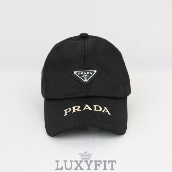 PD 프라다 자수로고 볼캡 모자