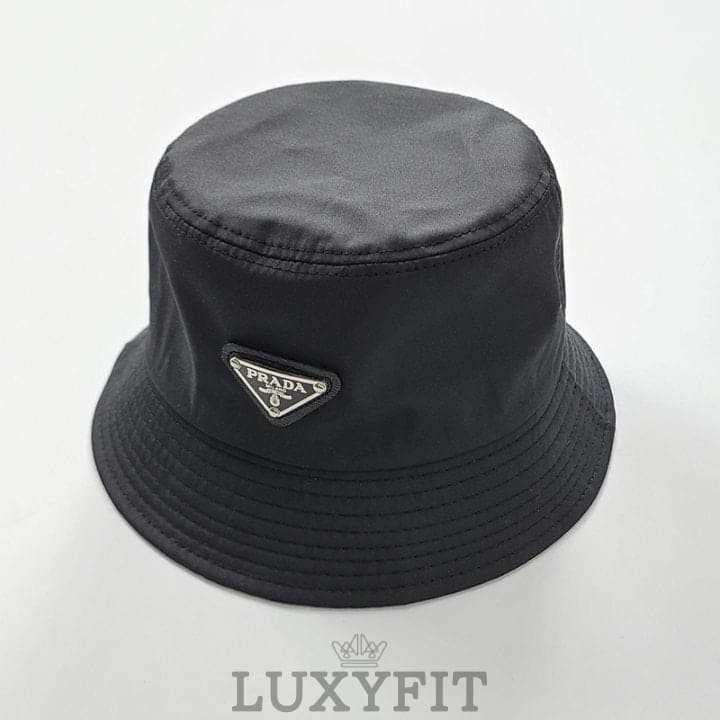 PD 프라다 플레이트 버킷햇