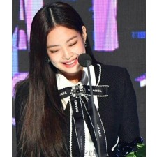 CN 샤넬 사각 블랙 브로치