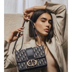 DO 디올 오블리크 30 몽테인백