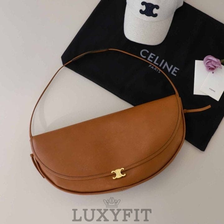 CL 셀린느 수입 하프문 소프트 트리옹프 백 -탠-