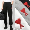 AM 아미 여성 스몰레드하트 조거팬츠