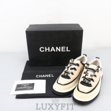 CN 샤넬 25 크루즈 스니커즈 베이지