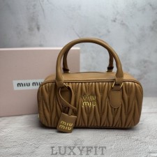 MU 미우미우 마테라쎄 나파