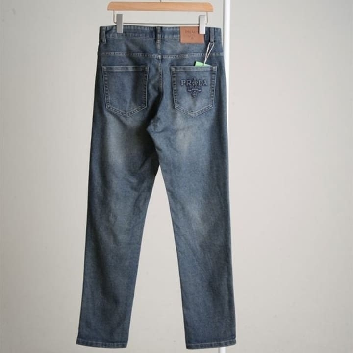PD 프라다 레더패치 포켓 엠보로고 데님 팬츠