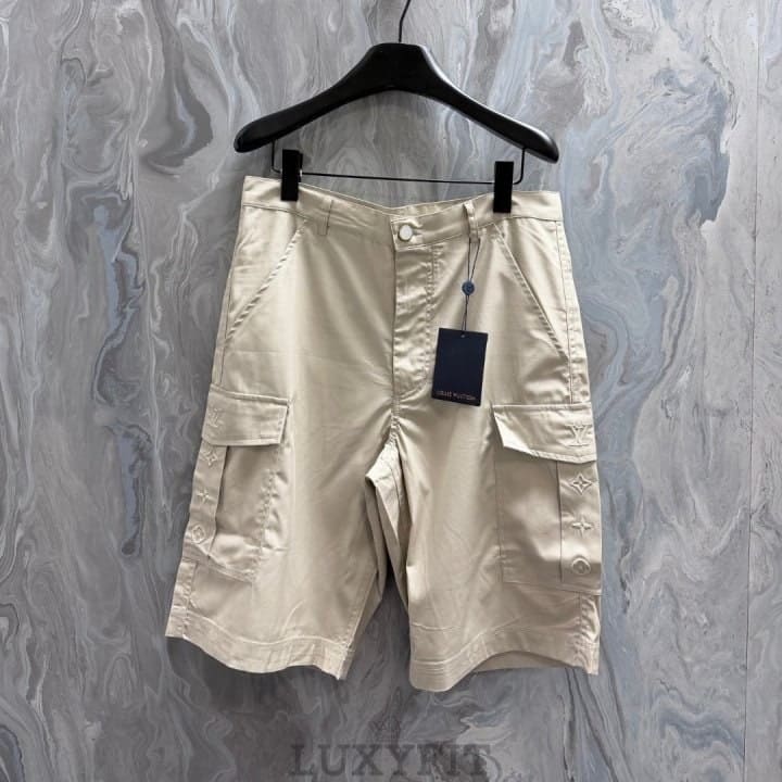 LV 루이비통 자수로고 카고 쇼츠