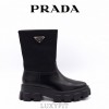 PD 프라다 여성 브러시드 가죽 부츠