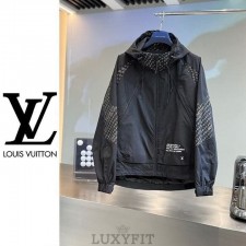 LV 루이비통 자수 이니셜 바람막이(수입)