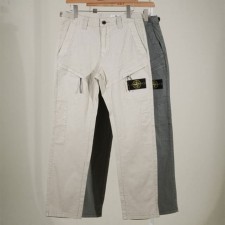 ST 스톤 아일랜드 와펜 포켓 유틸리티 카고 팬츠