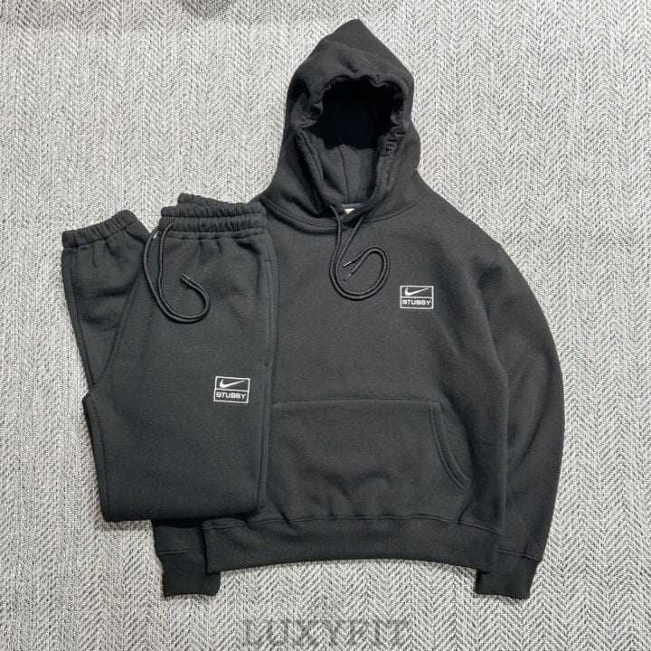 NK SS  나이키 X 스투시 쭈리 후드 조거 세트