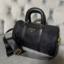 PD 프라다 사피아노 가죽 핸들