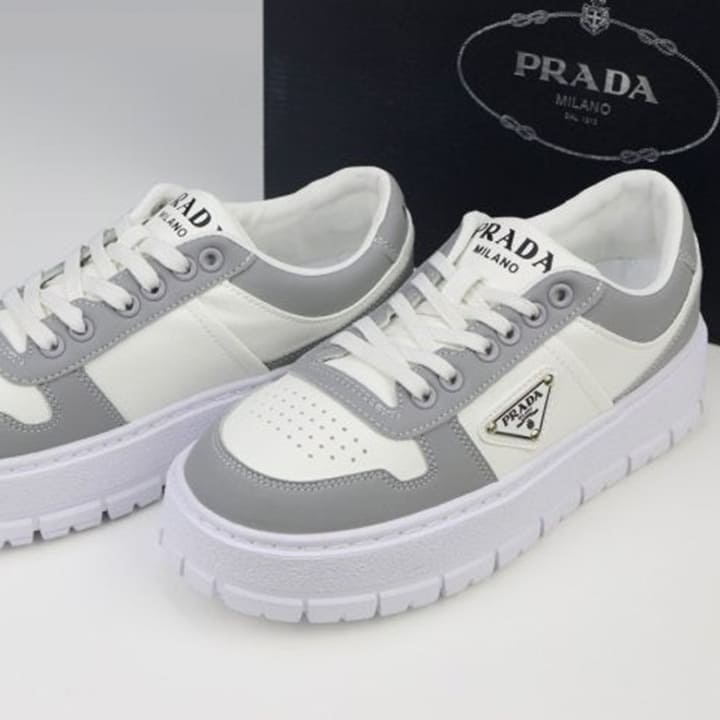 PD 프라다 다운타운 볼드 레더 스니커즈