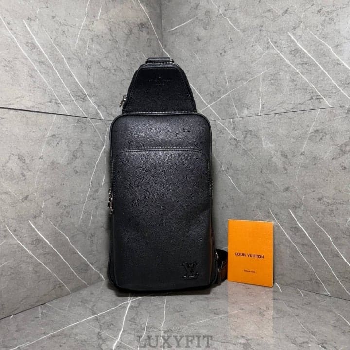 LV 루이비통 애비뉴 슬링백 타이가