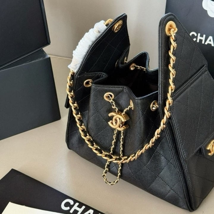 CN 샤넬 25s 호보백 캐비어