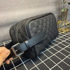 LV 루이비통 락커 돕 키트 파우치