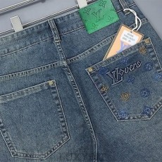 LV 루이비통 이니셜 자수 로고 워싱 데님 팬츠