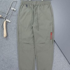 PD 프라다 클래식 레드로고 패치 조거 팬츠