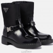 PD 프라다 브러쉬드 레더 리나일론 버클 앵글 부츠