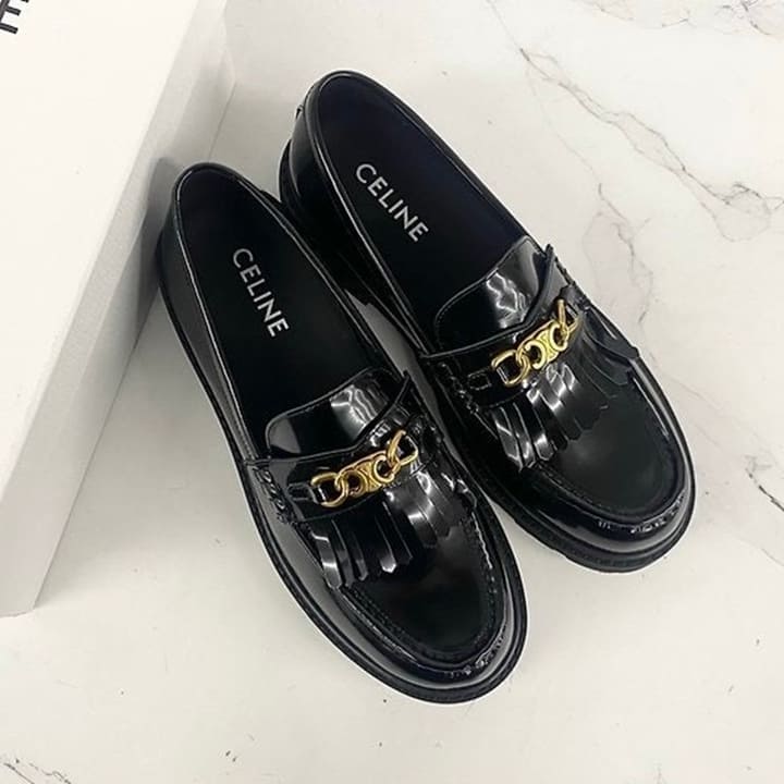 CL 셀린느 마거릿 트리옹프 체인 로퍼