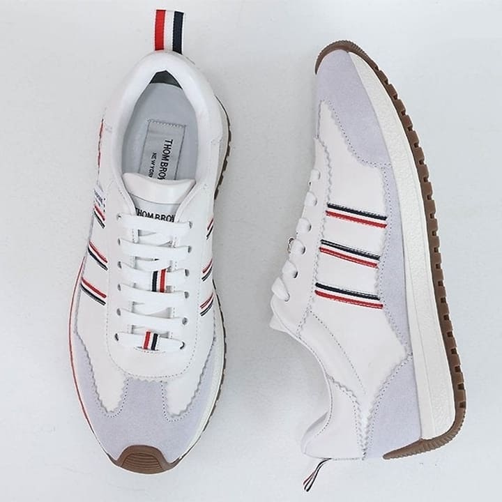 TB 톰브라운 삼선탭 테크 러너 스니커즈