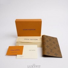 LV 루이비통 M60181 여권지갑