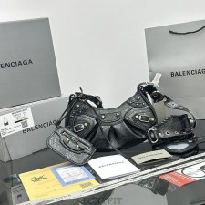 BC 발렌시아가 르카골 숄더백 XS (67130923EJY1000)