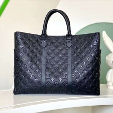 LV 루이비통 삭플라 24H