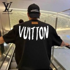 LV 루이비통 빈티지 레터링 넥 포인트 반팔 티셔츠