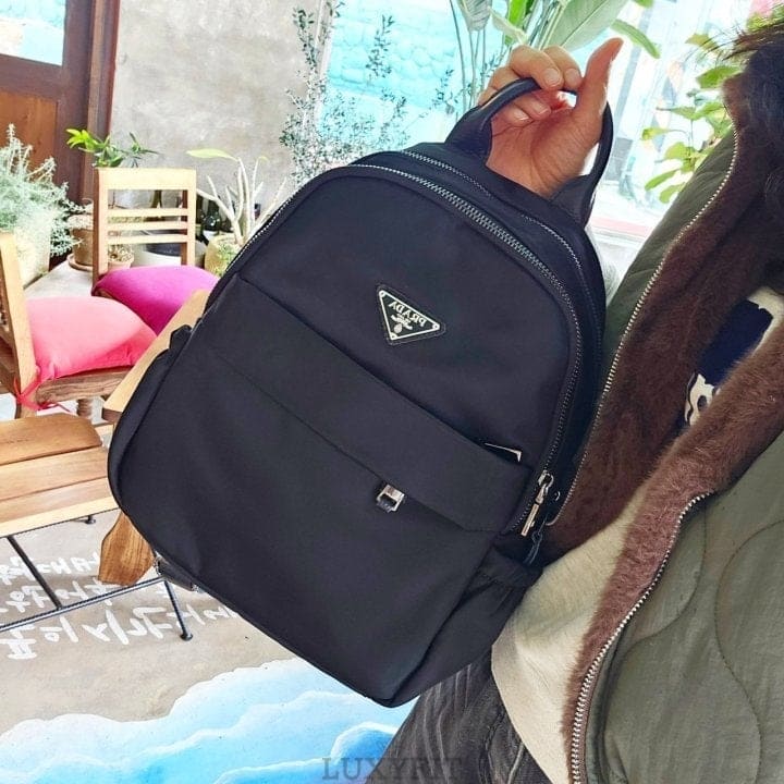 PD 프라다 투지퍼백팩