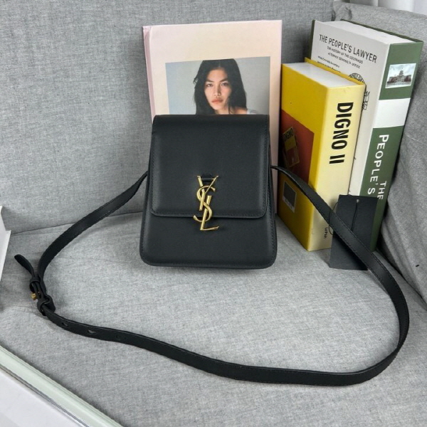 (국내) YS 생 로랑 사첼 블랙 숄더백
