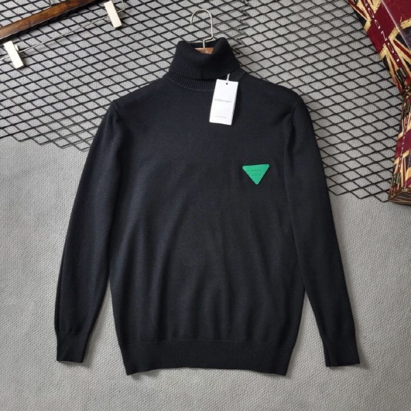 (국내) VT 보테가 그린 패치 목폴라 니트