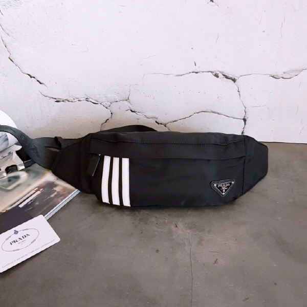 PD 프라다 X 아디다스 리나일론 벨트백